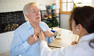 Klinické studie Novartis Pacient v ordinaci lékařky